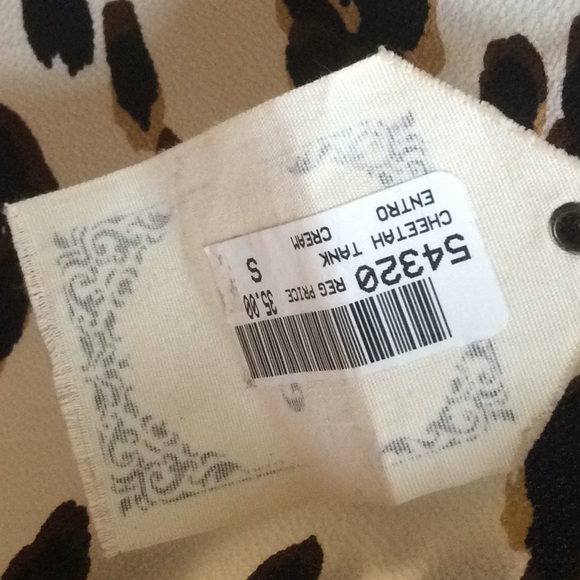 ❤️3/$15❤️ NWT! Entro lace edged animal print top - Picture 7 of 7